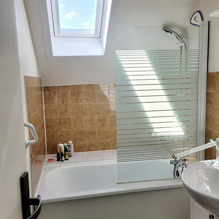 Genets Bleu - Ocean And Amenities Holiday home
