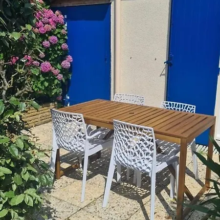 Genets Bleus : Ocean Et Commodites A Pied 3*